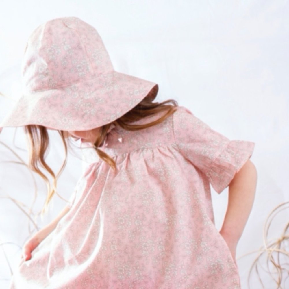 NWOT Olivier London Agatha Sunhat, Capel Pink - XL (6-10 years), liberty print
